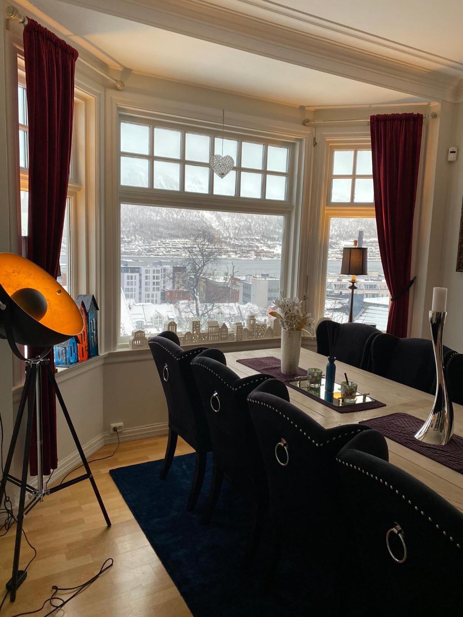 Bramy Apartments The Lux View Tromso Bagian luar foto